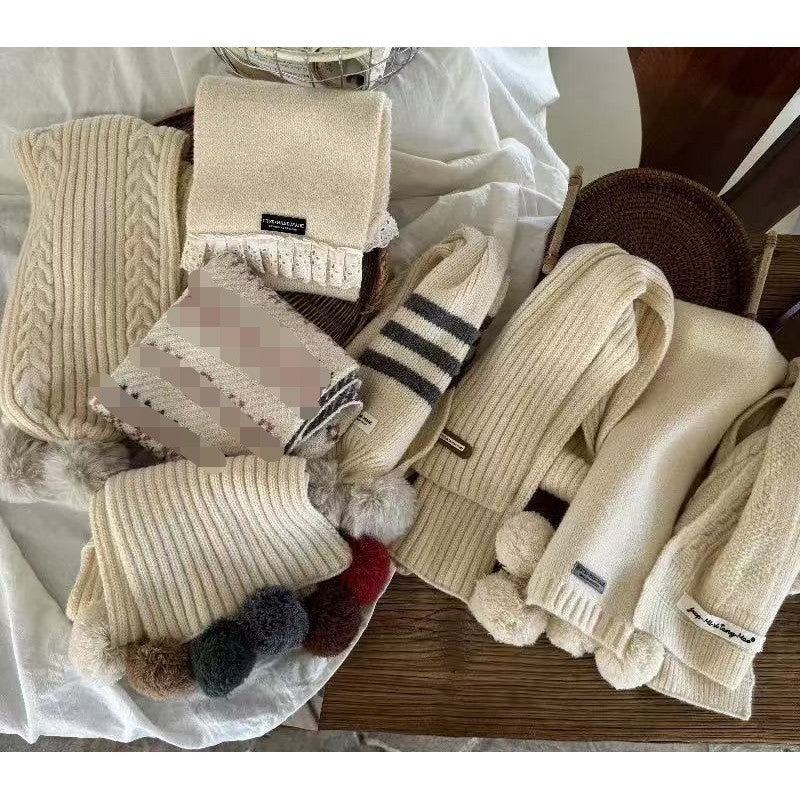 CREAMY KIDS KNIT SCARF POMPOM