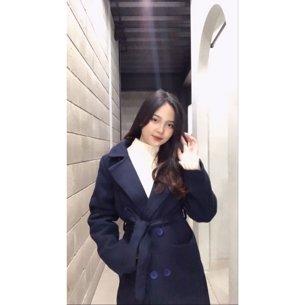 HIKARU WOMAN WOOLEN COAT