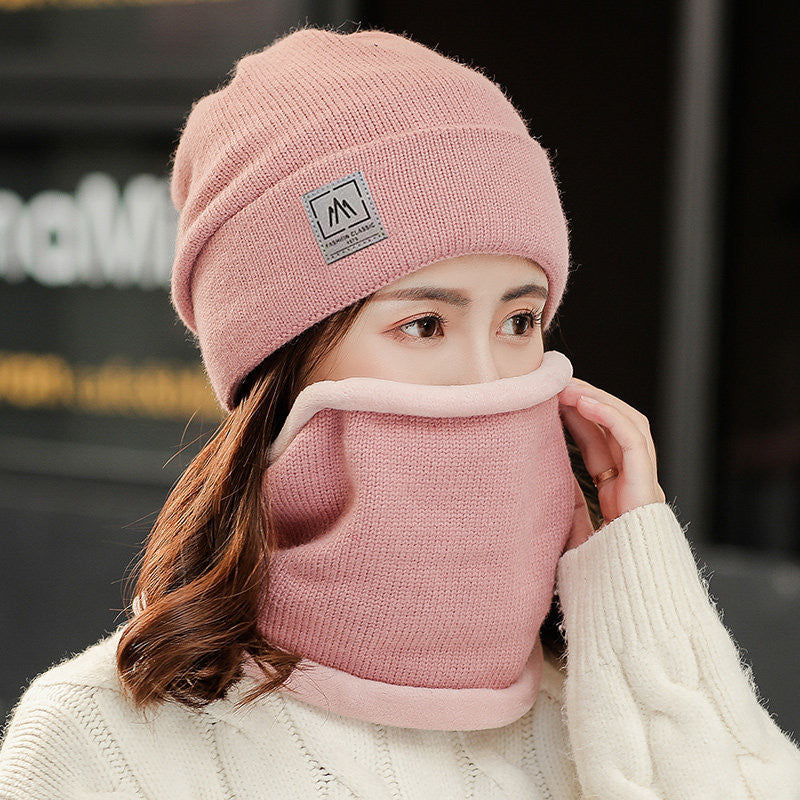 CLASSIC WOMAN BEANIE HAT SCARF