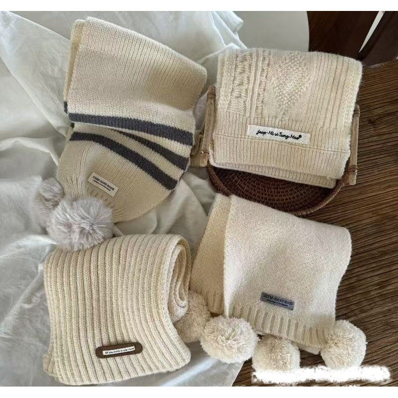 CREAMY KIDS KNIT SCARF POMPOM